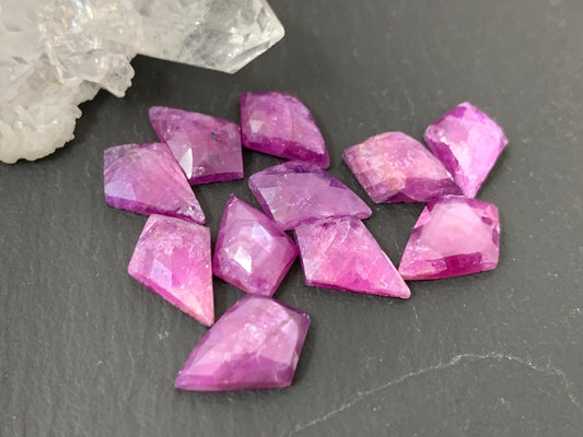 Damaged- discounted faceted Silky Star Sapphire kite 8x12mm cabochon/ lot 11 pieces