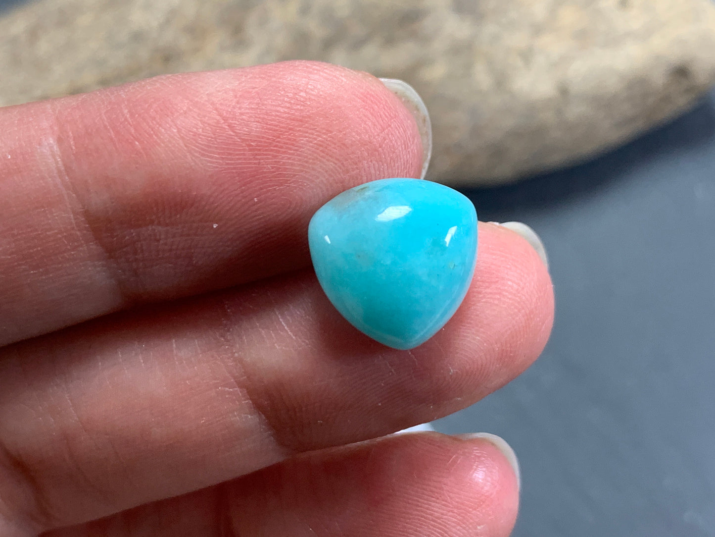 Amazonite trillion 12x12mm Cabochon - Calibrated cabochons