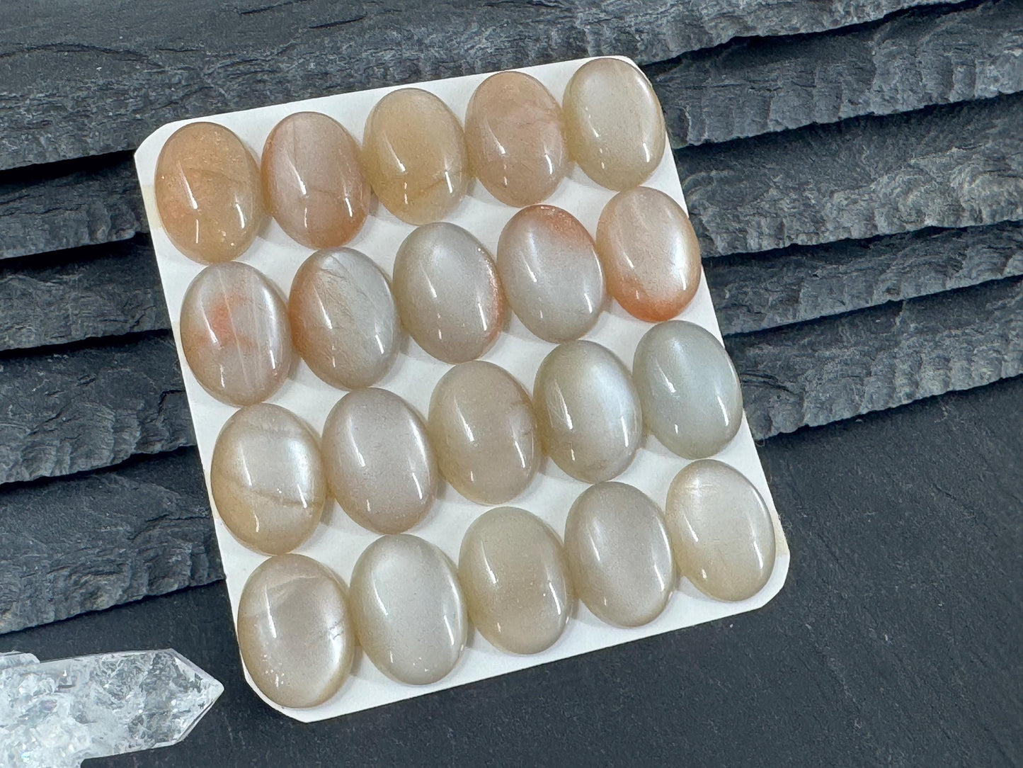 Gold Sunstone oval 12x16mm cabochon - Calibrated cabochons