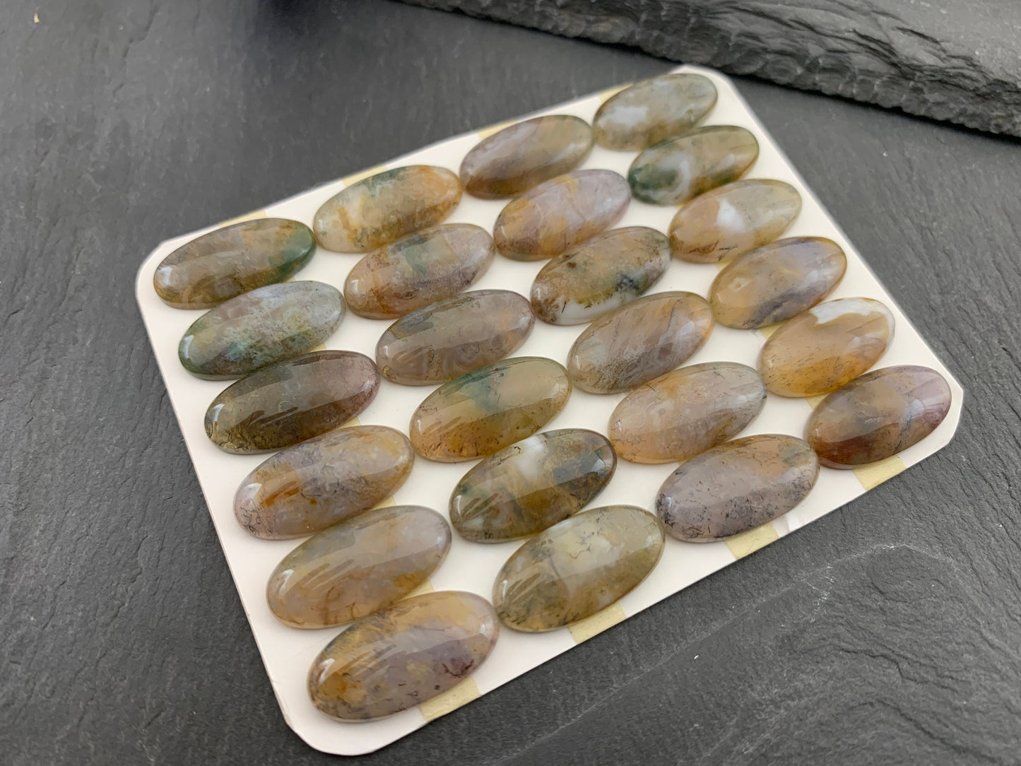 Moss Agate oval 10x20mm cabochon - Calibrated cabochons