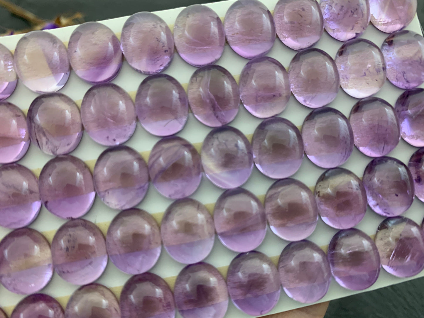 Amethyst oval 10x12mm cabochon - Calibrated cabochons