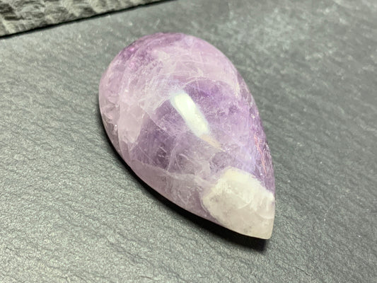 Amethyst pear cabochon 35x22x12mm - free form hand cut in Africa