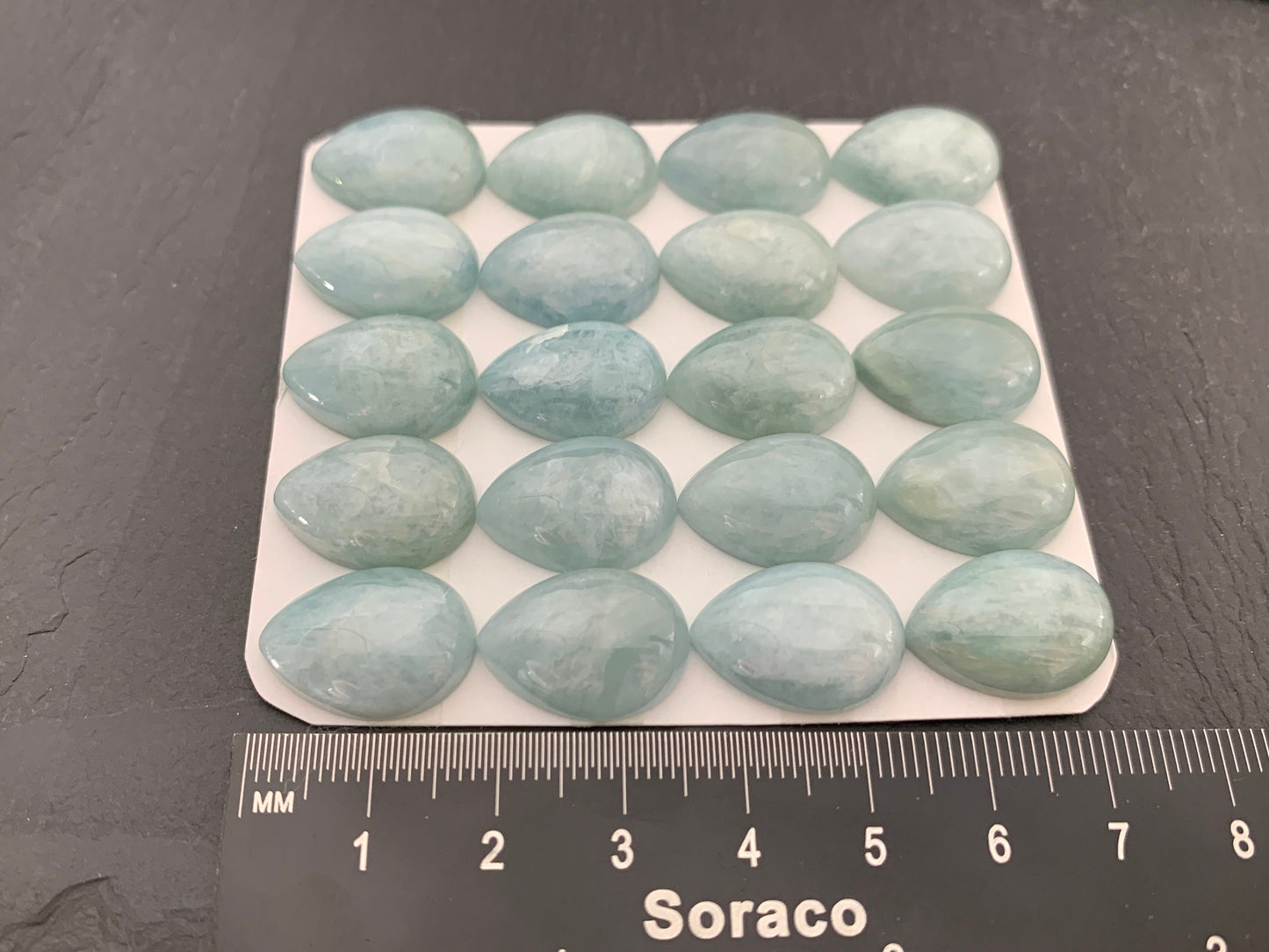 Aquamarine pear 13x18mm cabochon - Calibrated cabochons