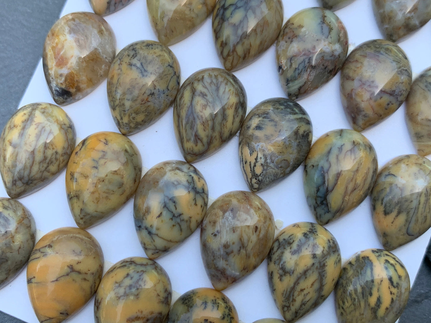 Opalite pear 13x18mm cabochon - Calibrated cabochons