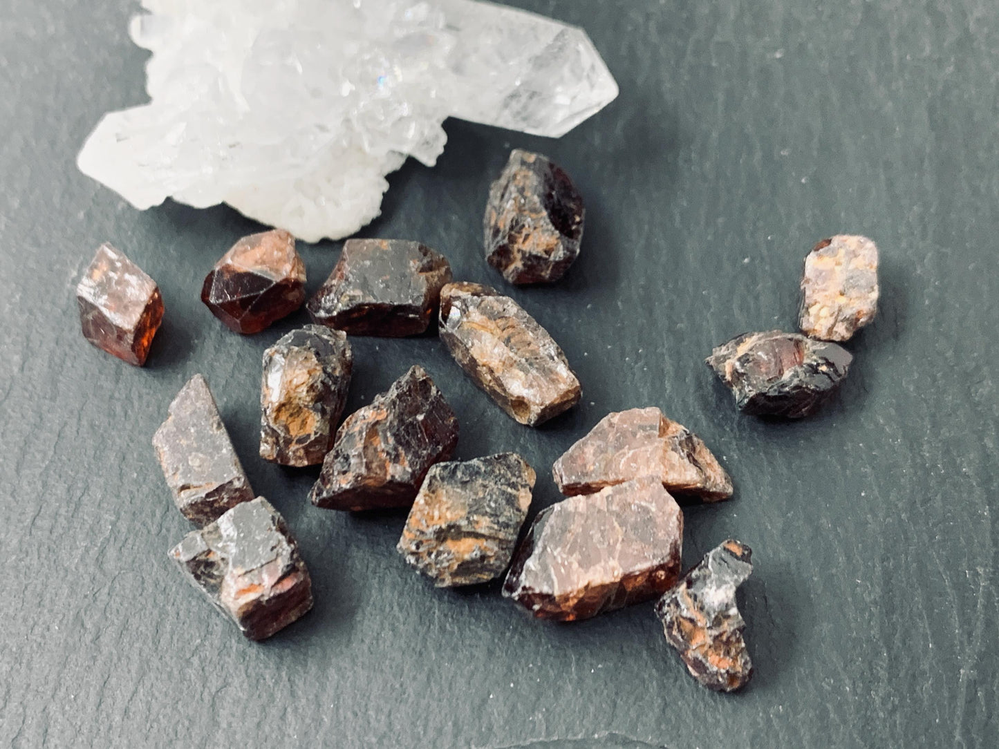 Raw Zircon 8-13mm long from Tanzania - lot of 15 piec - not drilled gemstone