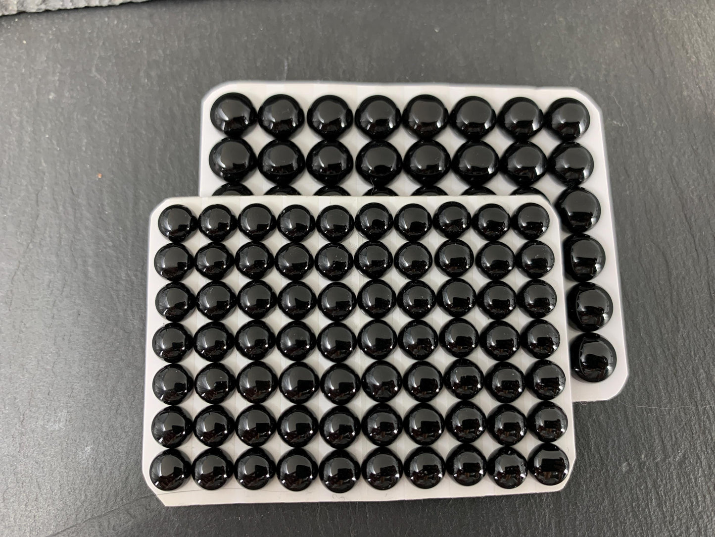 Black Agate round 6, 8, 12, 15mm cabochon - Calibrated cabochons