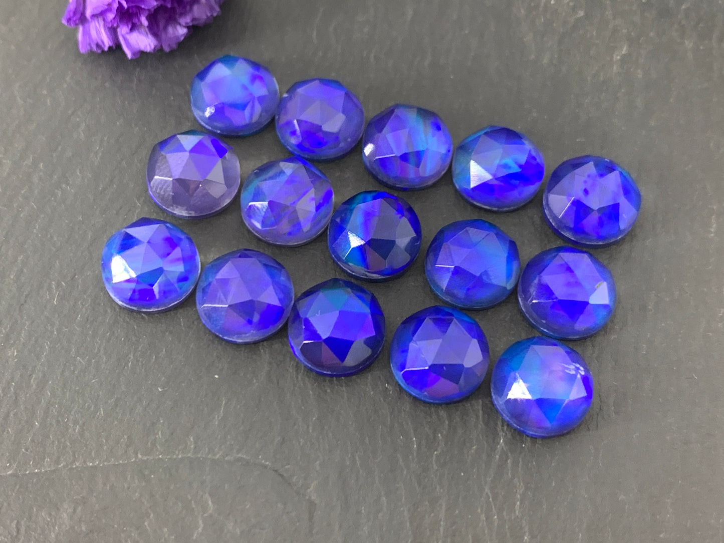 Faceted Aurora Opal round 10mm cabochon - Doublet cabochons