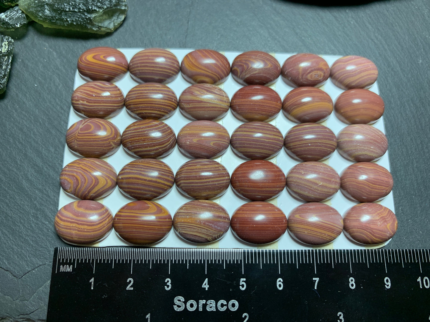 Hickoryte oval 12x16mm Cabochon - Calibrated cabochons