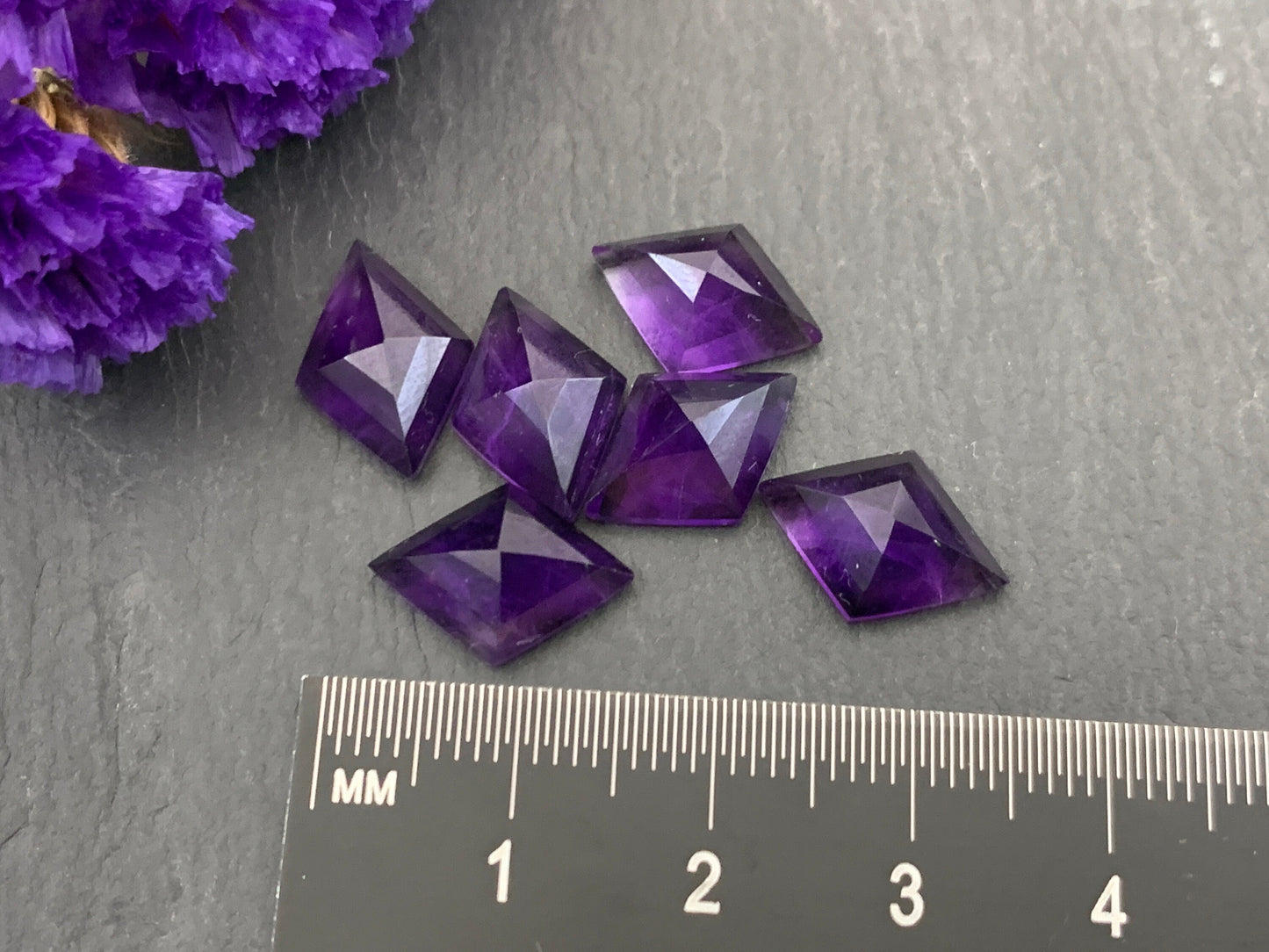 Faceted Amethyst Rhombus 8x12mm, 10x14mm cabochon