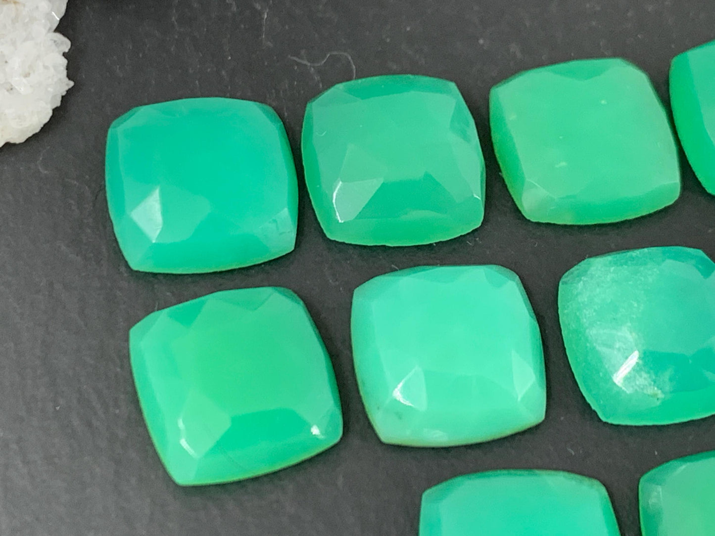 Faceted Chrysoprase square 10mm cabochon