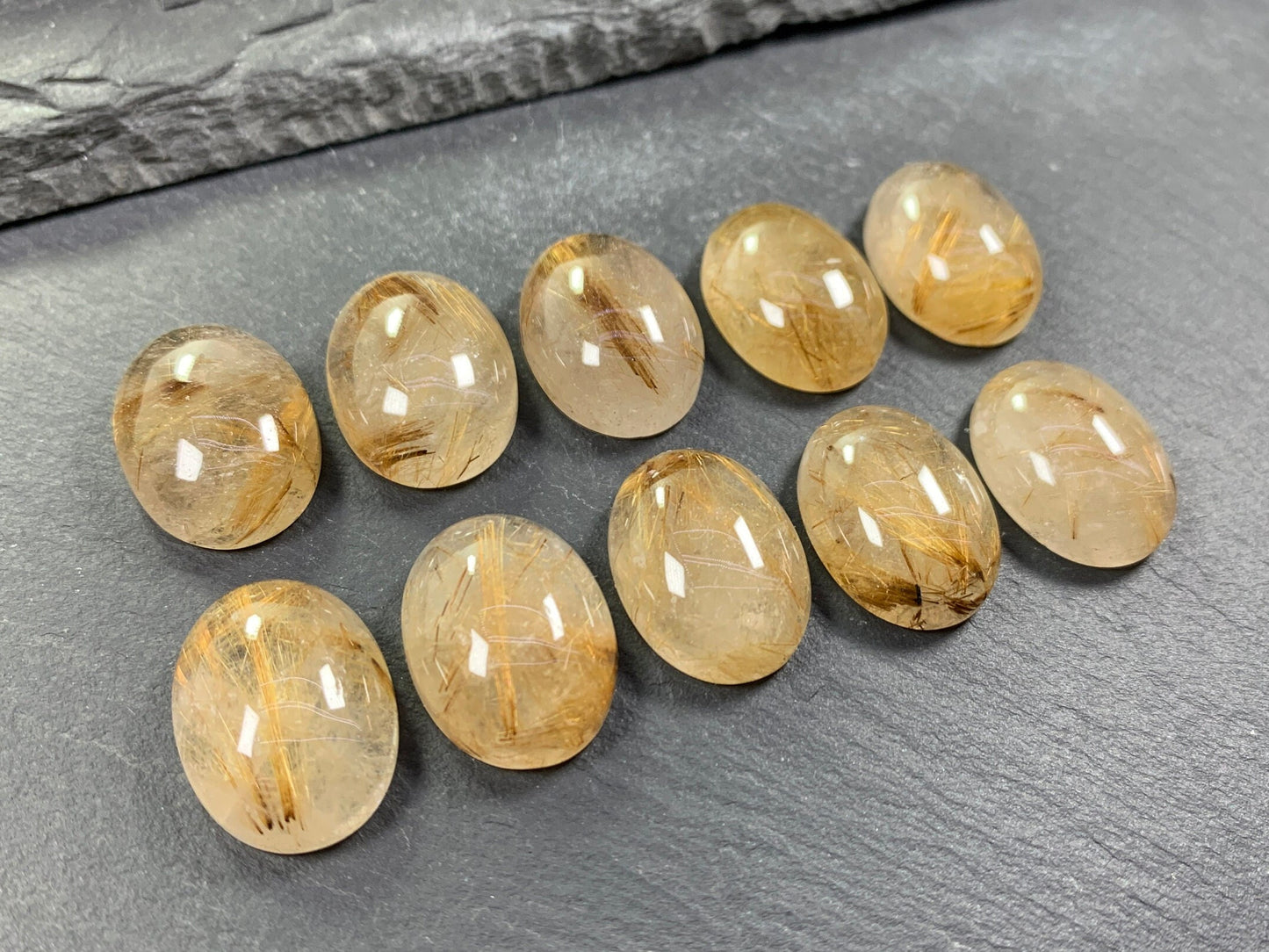 Gold Rutilated Quartz oval 13x18mm cabochon - Calibrated cabochons