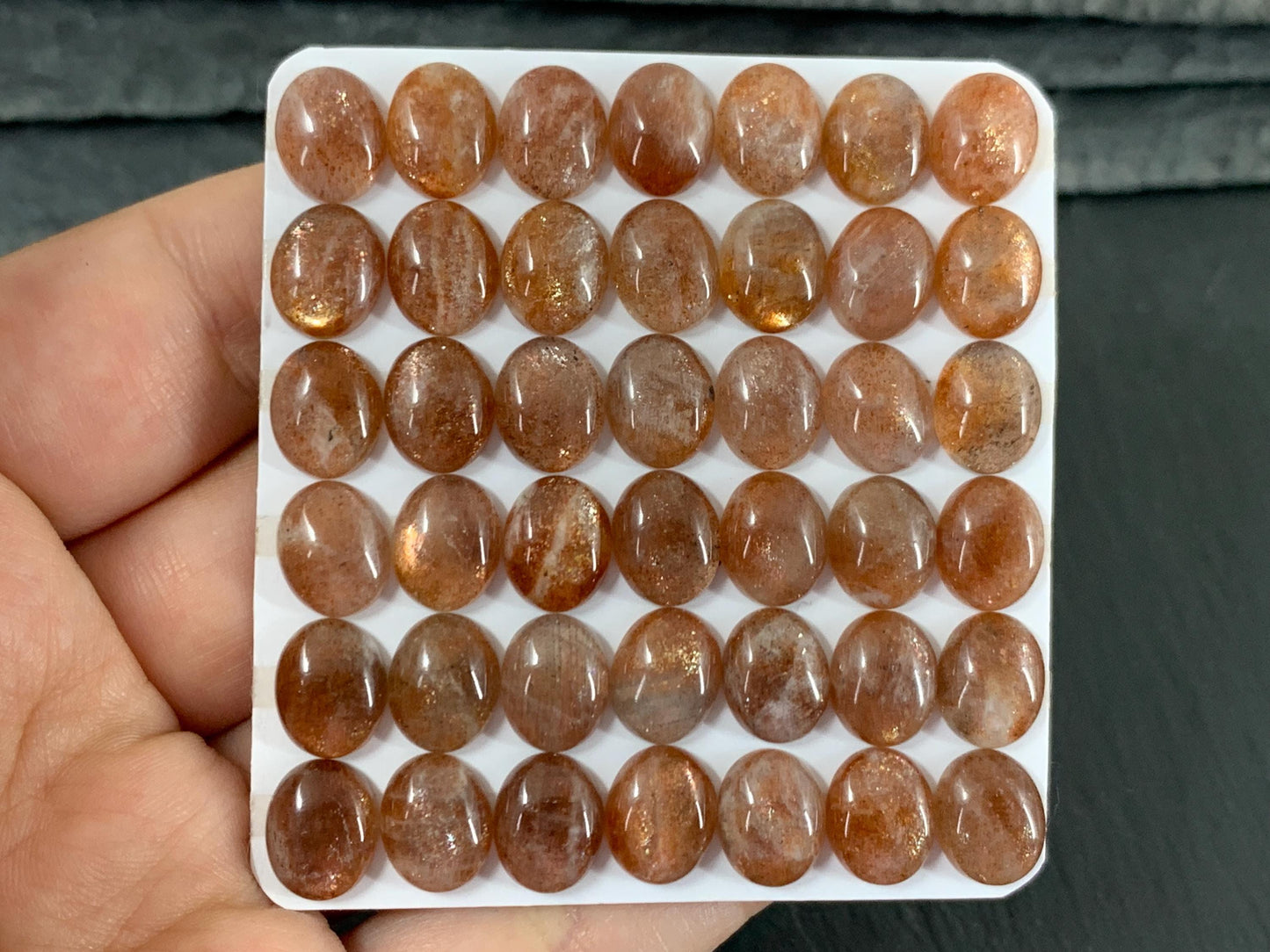 Sunstone oval 8x10mm cabochon - Calibrated cabochons