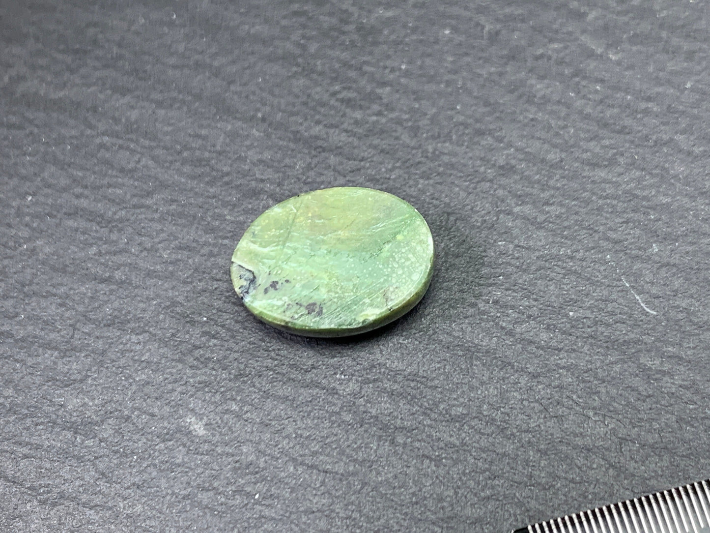 Green Opal oval 10x14mm cabochon - Calibrated cabochons