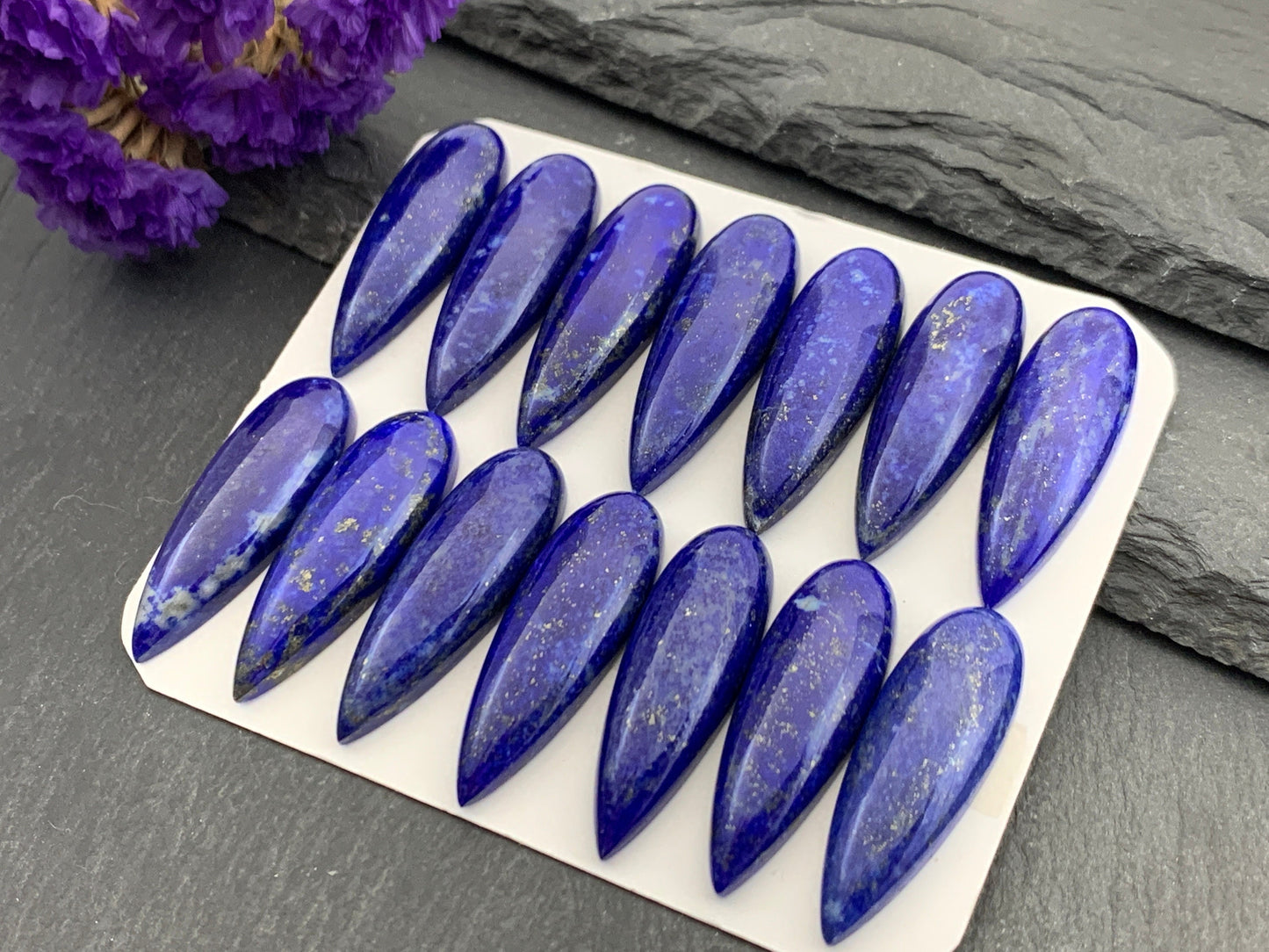 Lapis Lazuli pear 10x30mm cabochon - Calibrated cabochons