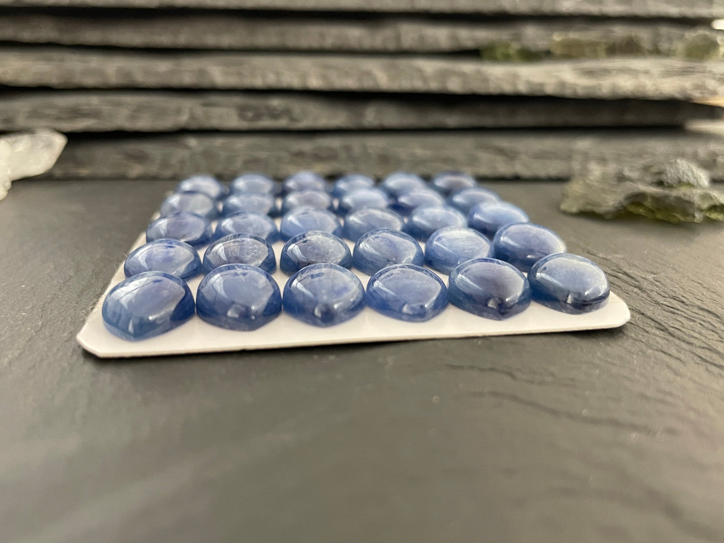 Kyanite marquise 10x14mm Cabochon - Calibrated cabochons