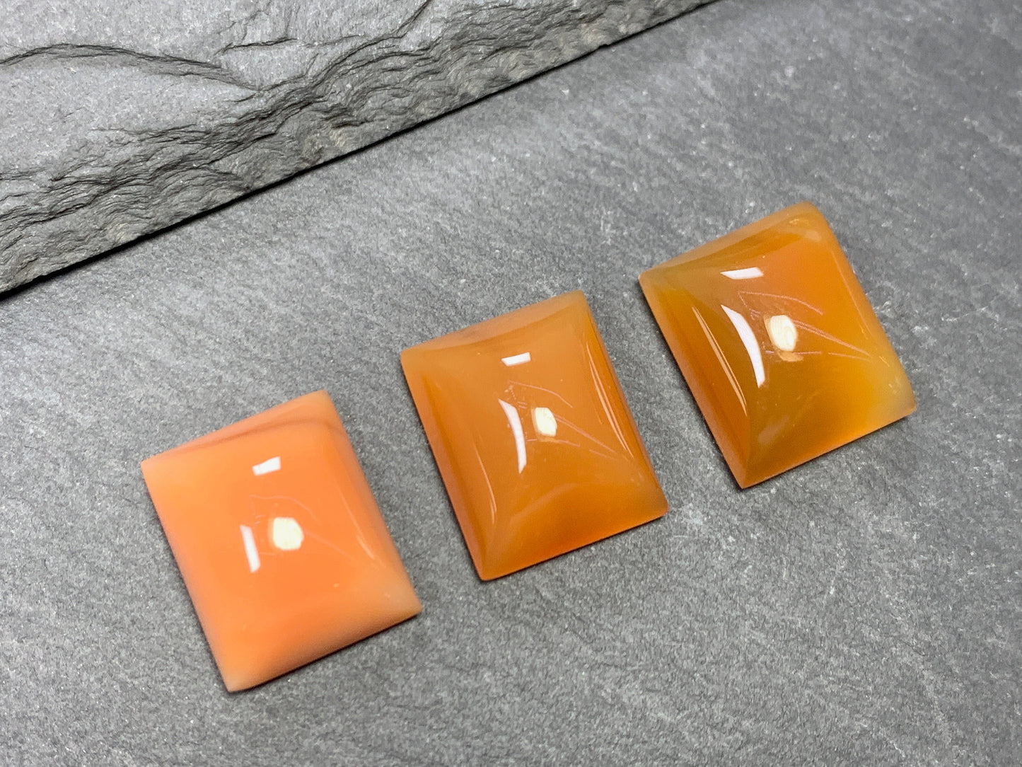 Carnelian cabochon