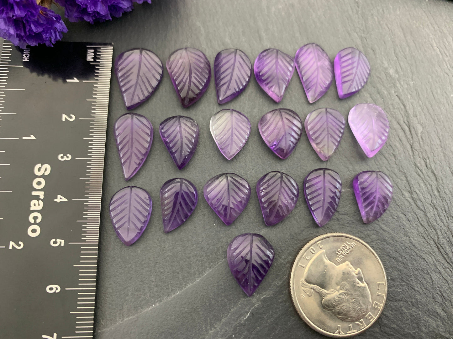 Amethyst leaf cabochon - Carved Amethyst