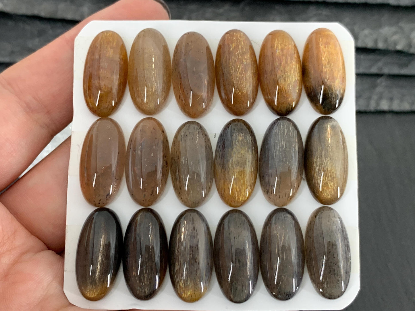 Gold Sunstone oval 10x20mm cabochon - Calibrated cabochons