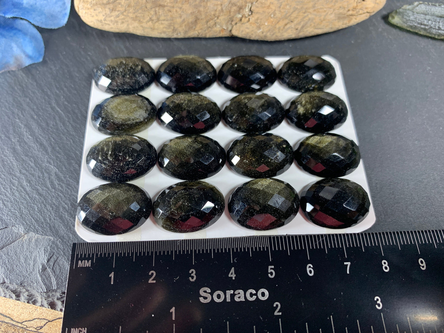 Faceted Gold Obsidian oval 15x20mm Cabochon - Calibrated cabochons