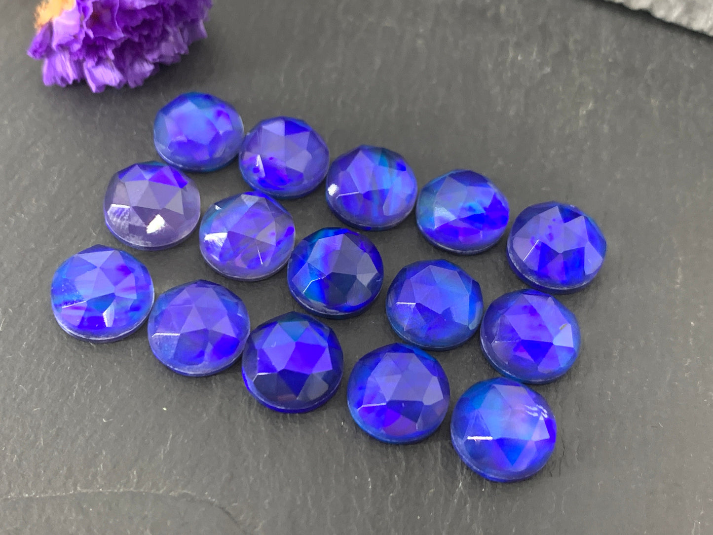 Faceted Aurora Opal round 10mm cabochon - Doublet cabochons