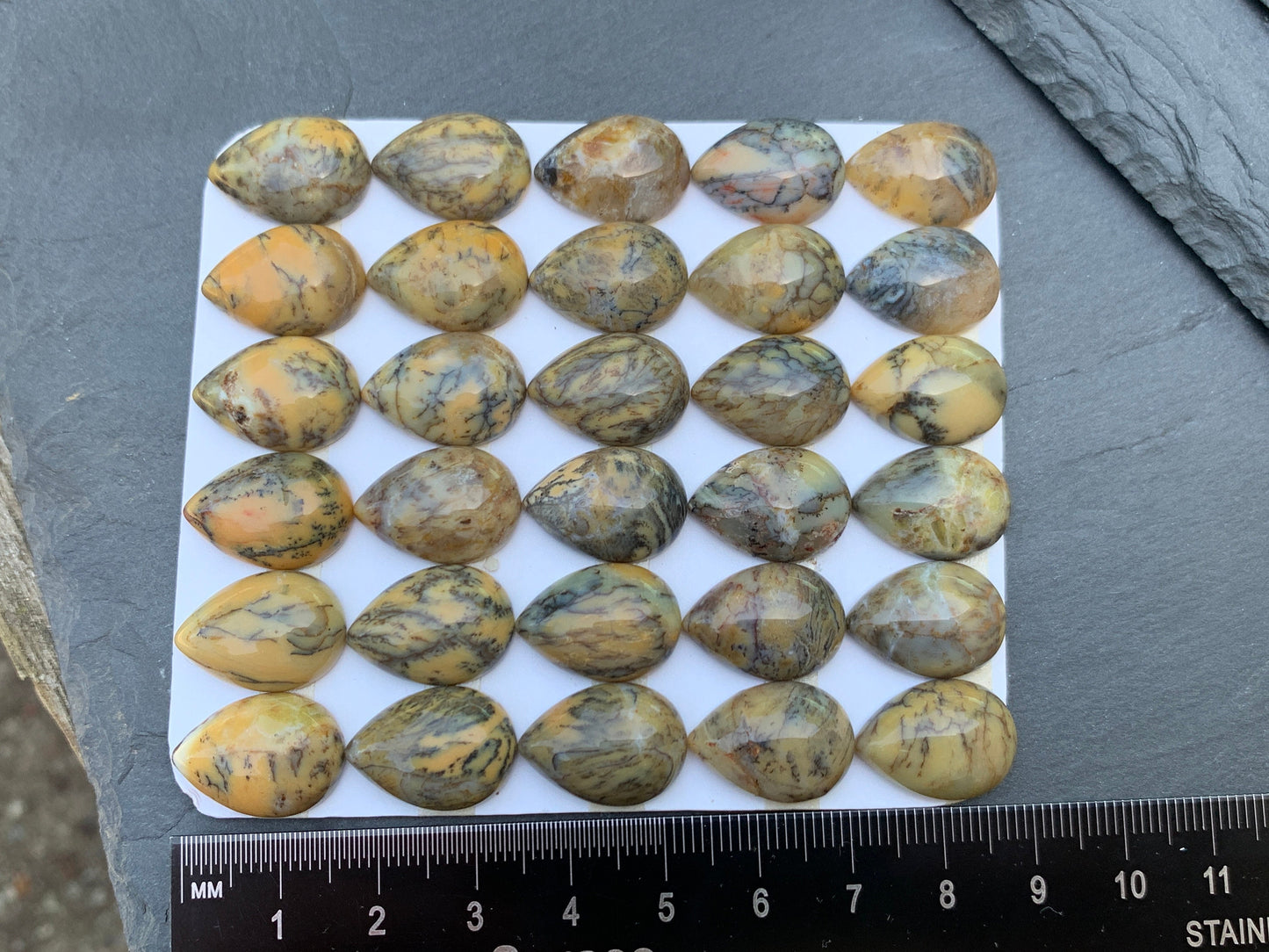 Opalite pear 13x18mm cabochon - Calibrated cabochons