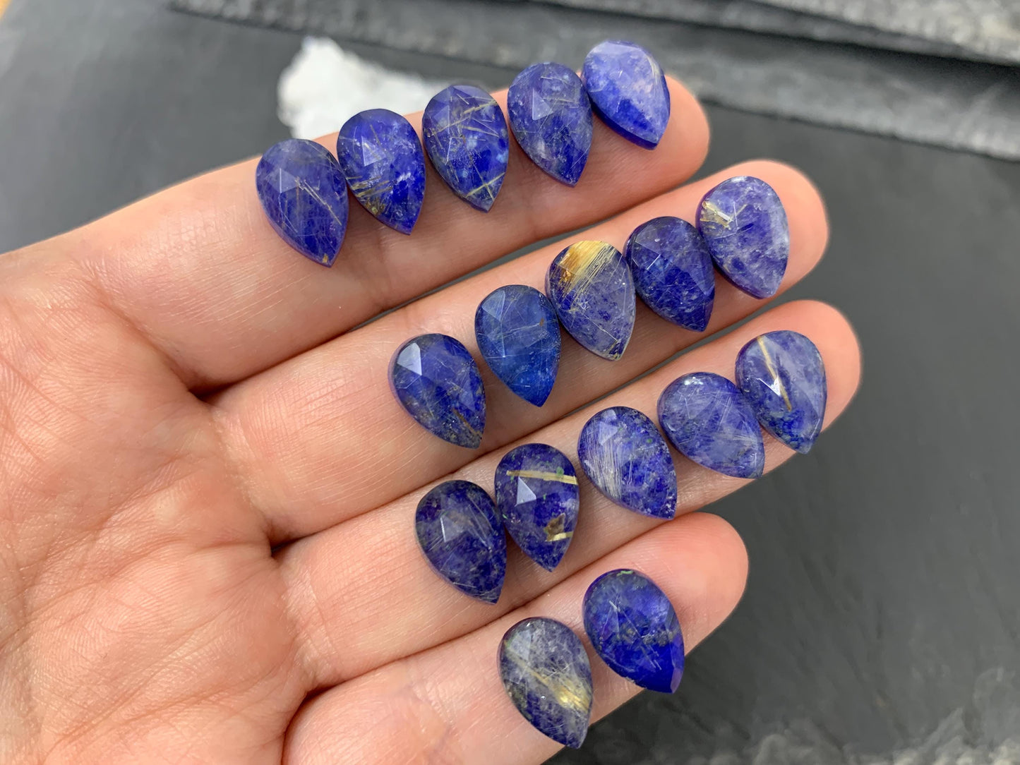 Faceted Gold Rutilated Quartz & Lapis Lazuli pear 8x12mm cabochon - Doublet cabochons