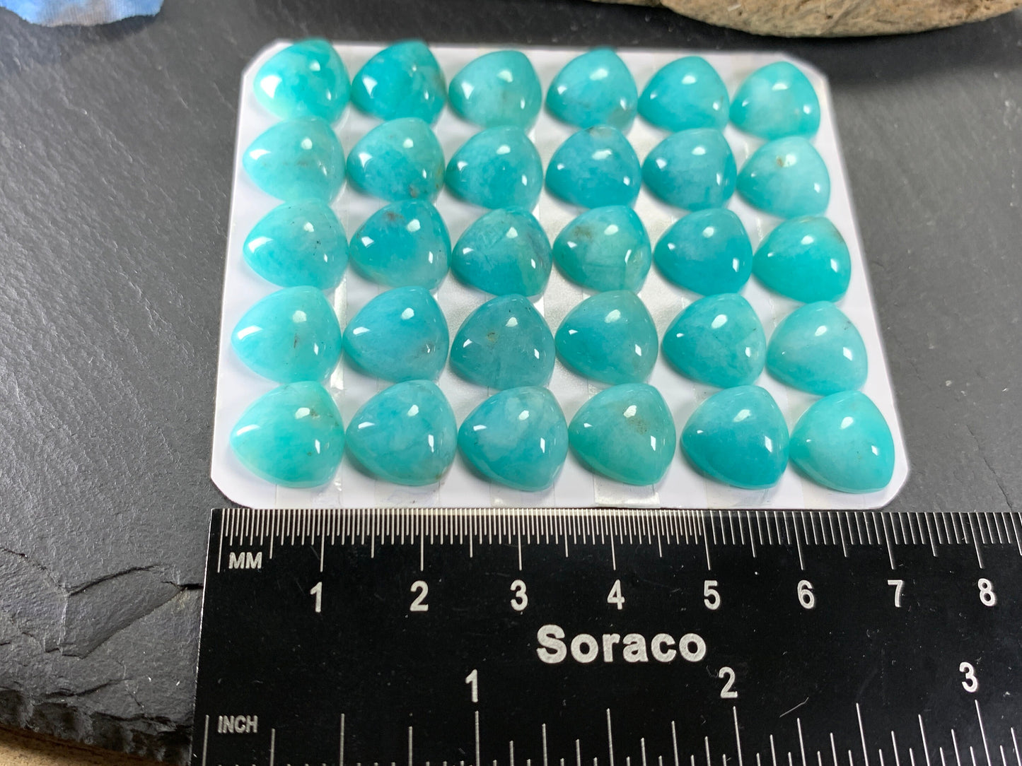 Amazonite trillion 12x12mm Cabochon - Calibrated cabochons