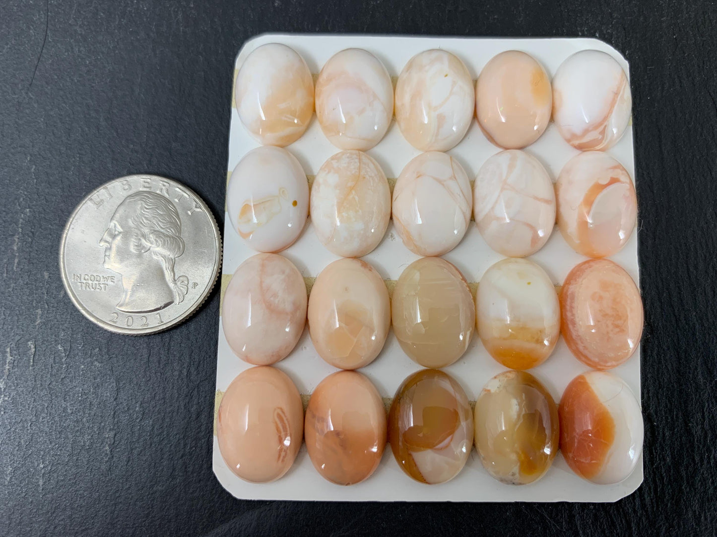 Mexican Opal oval 12x16mm cabochon - Calibrated cabochons