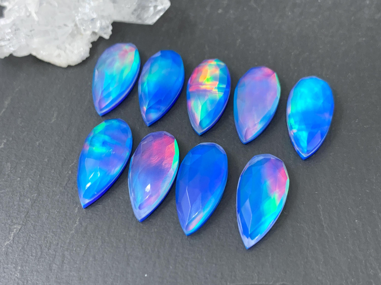Faceted Aurora Opal pear 9x20mm cabochon - Doublet cabochon