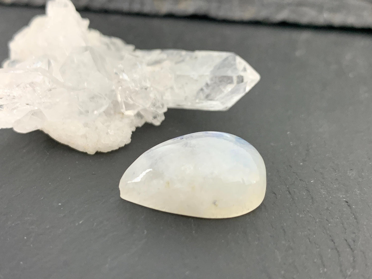 Rainbow Moonstone 20x14x7mm cabochon