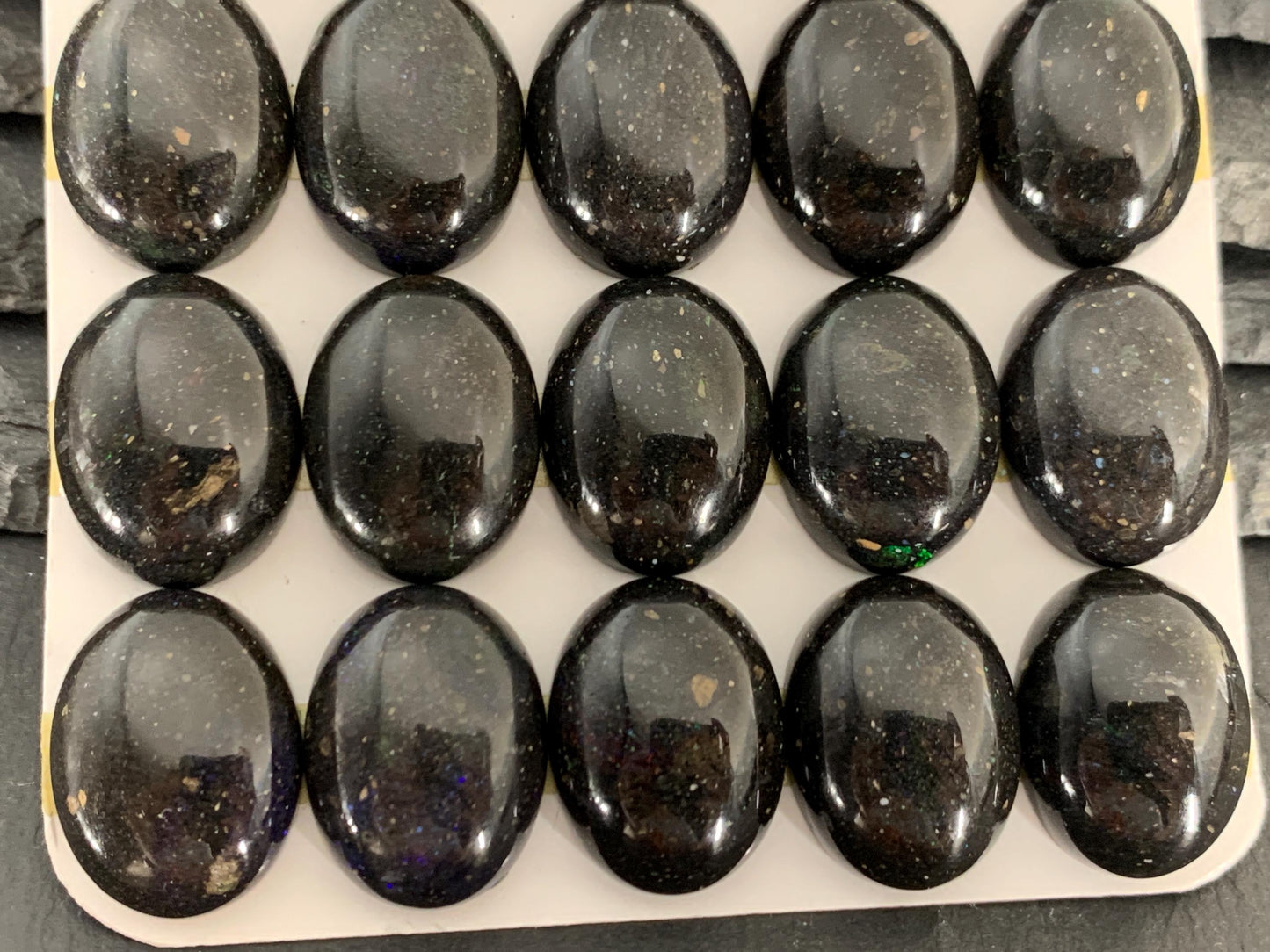 Black Opal oval 15x20mm cabochon- Andamooka Australia-