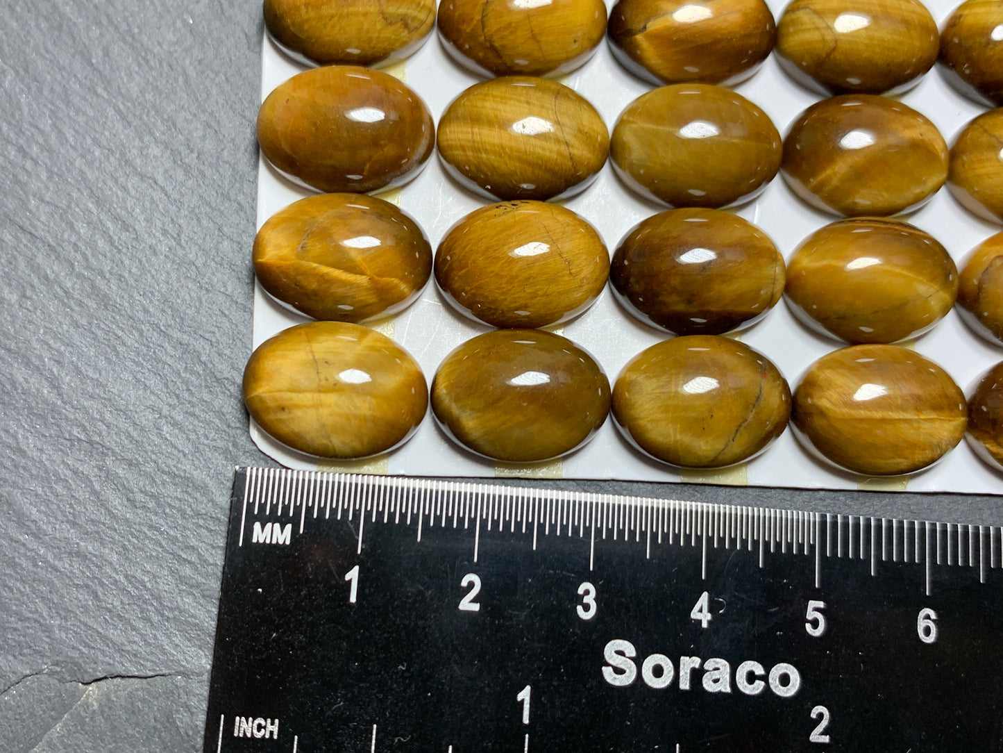 Tiger Eye oval 12x16mm cabochon - Calibrated cabochons