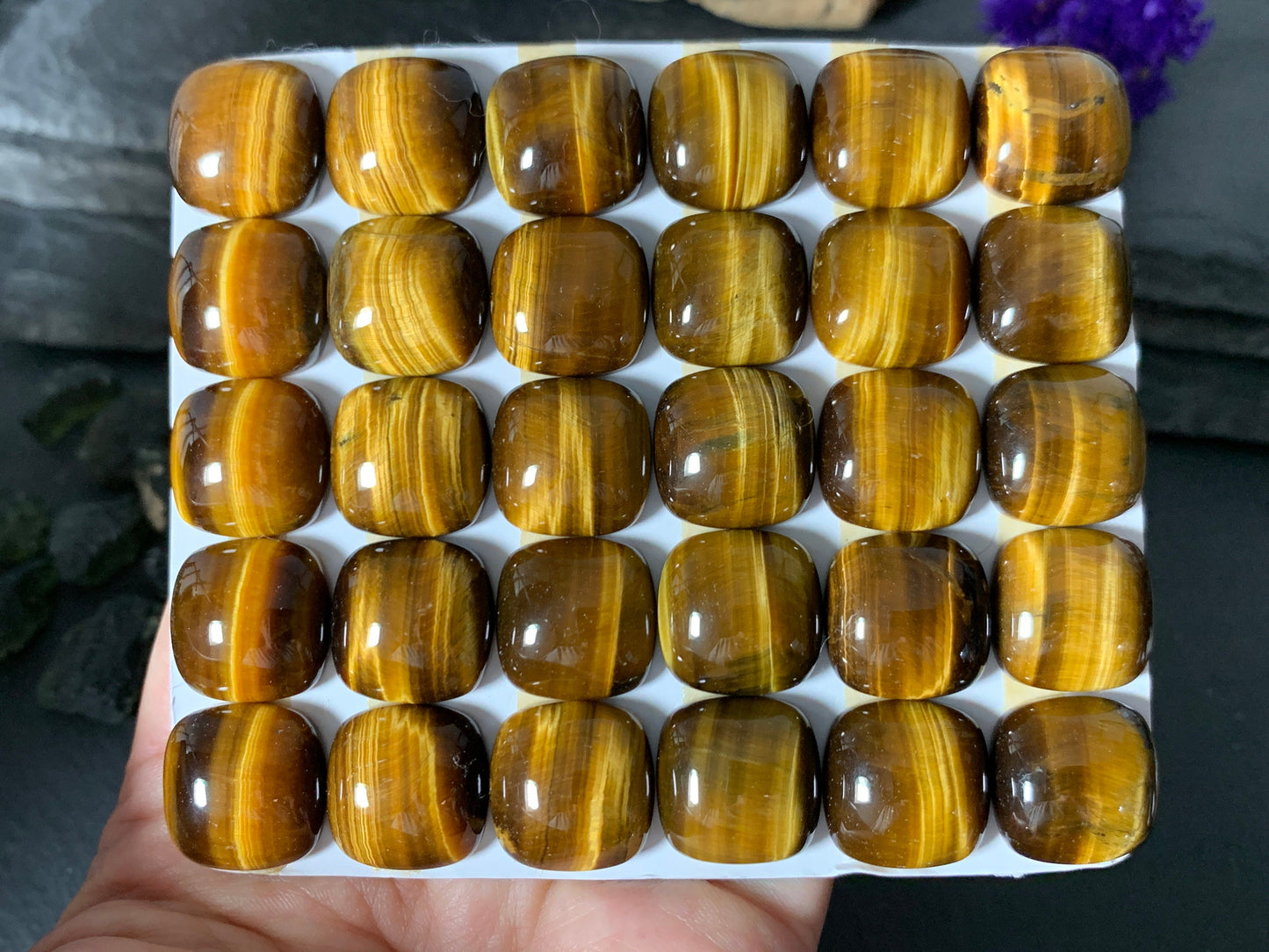 Tiger Eye square cushion 16mm cabochon - Calibrated cabochons