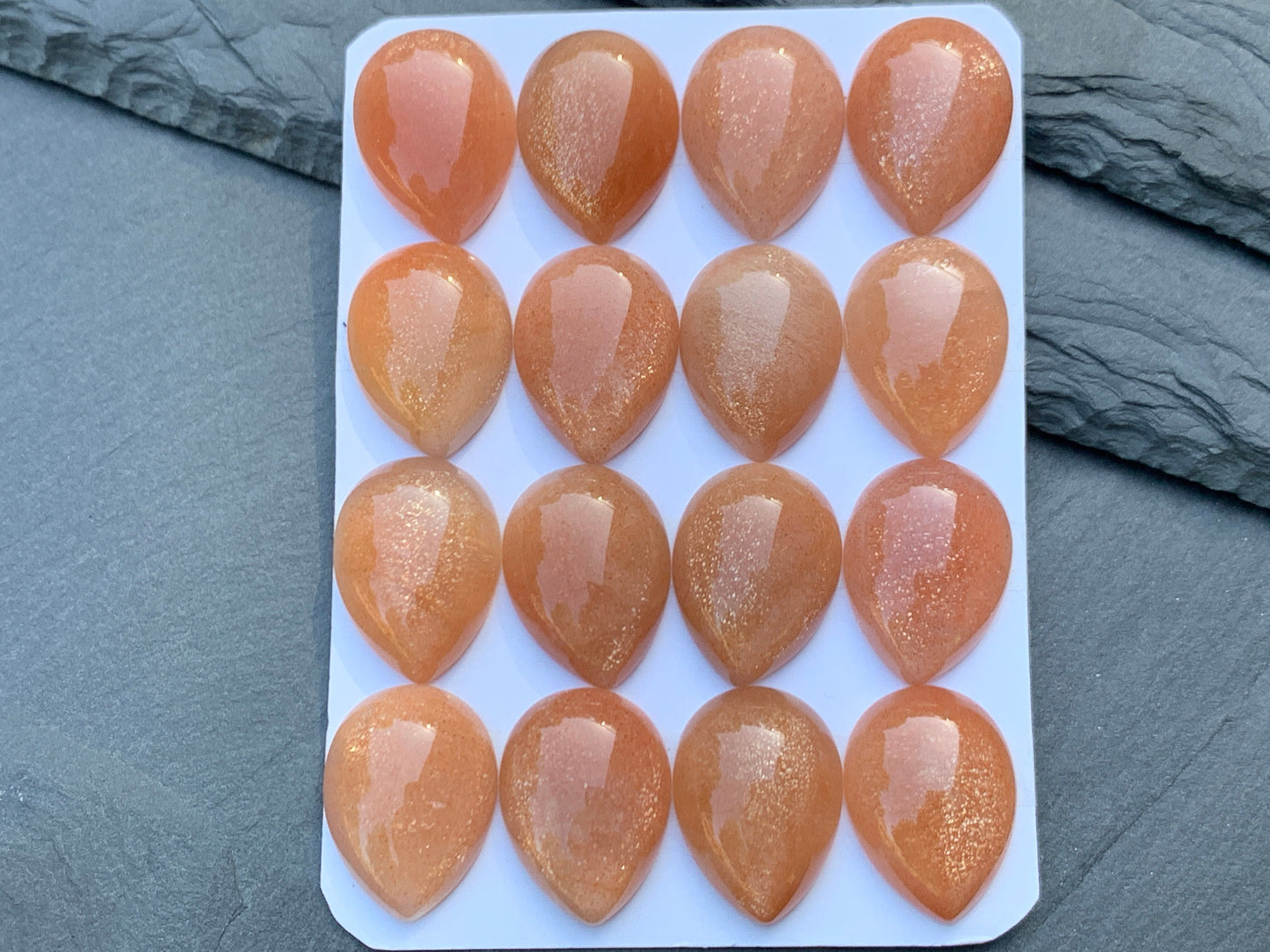 Goldsand Sunstone pear 15x20mm cabochon - Calibrated cabochons