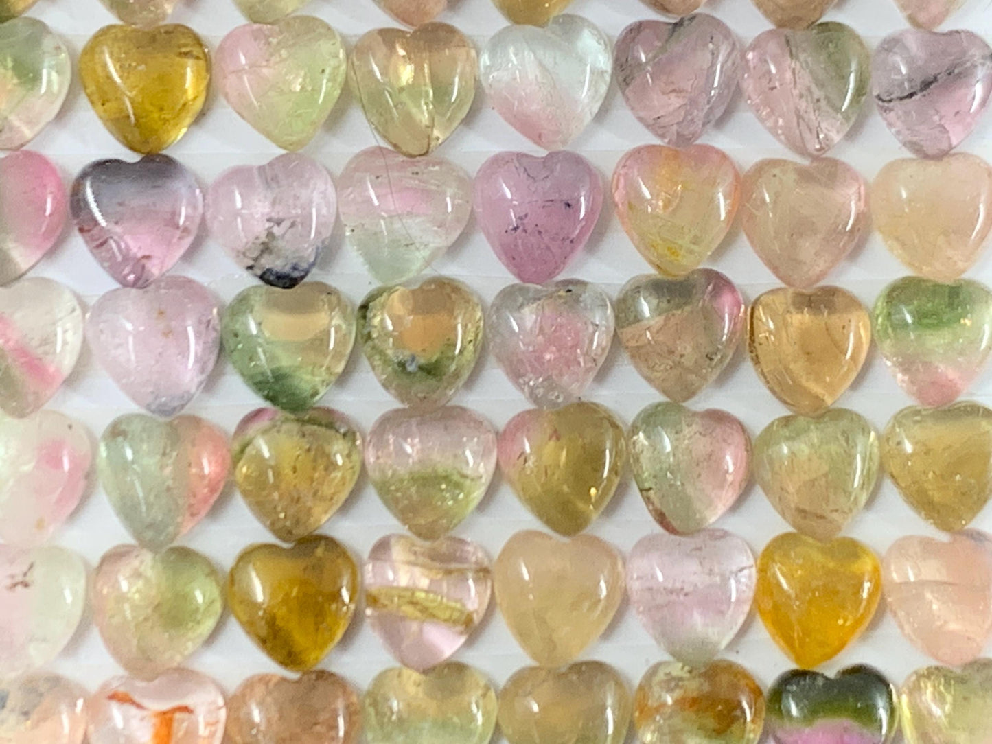 Tourmaline heart 5mm cabochon - Calibrated cabochons