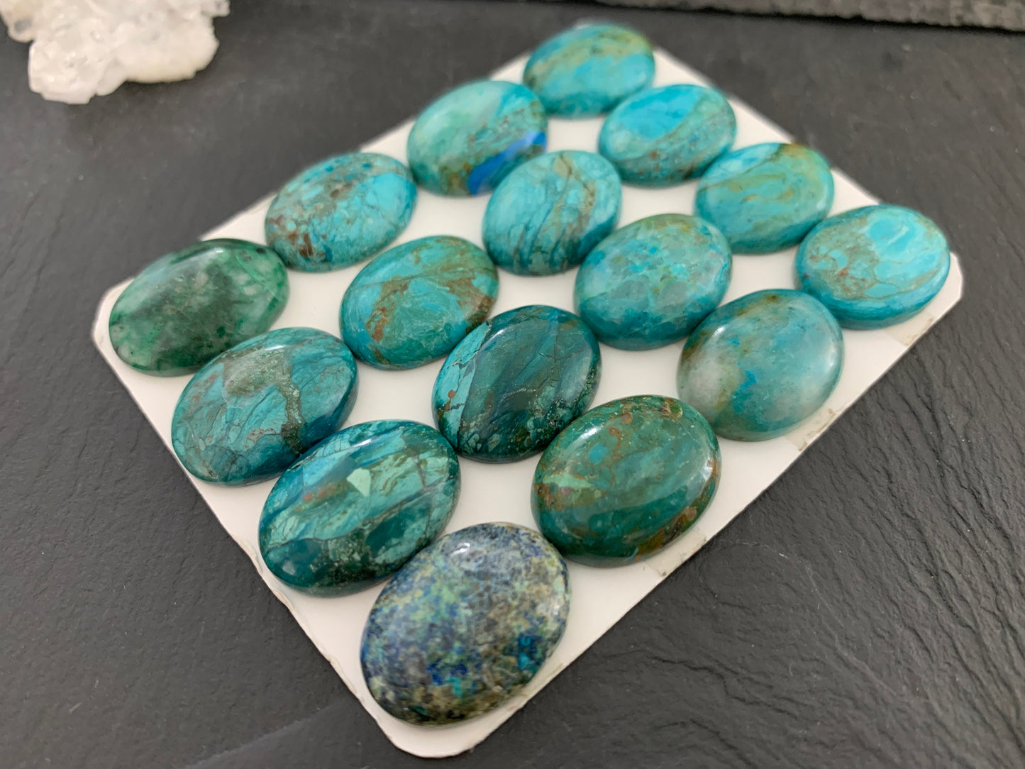 Opaline oval 15x20mm cabochon - Calibrated cabochons
