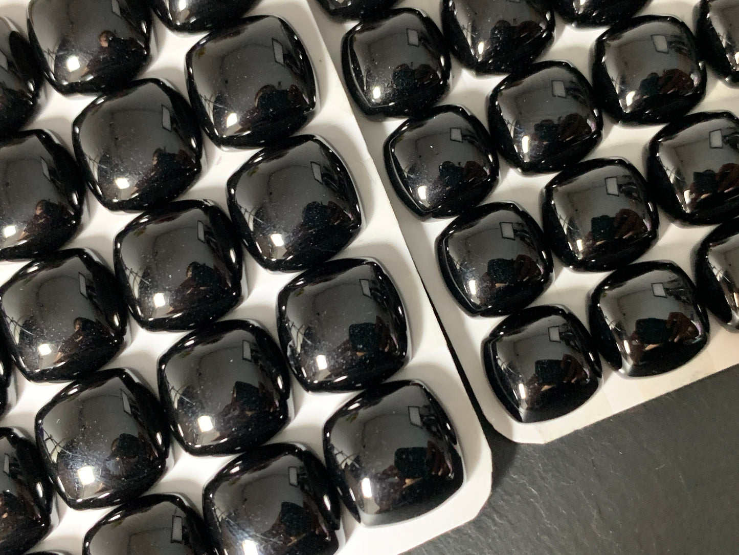 Black Spinel square cushion 12mm, 14mm cabochon - Calibrated cabochons