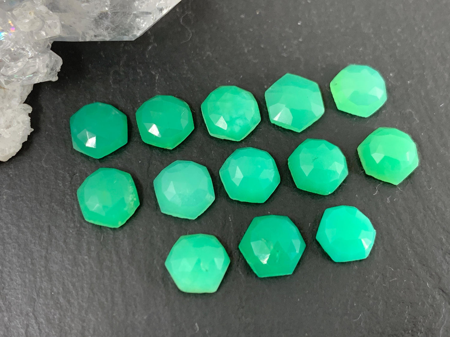 Faceted Chrysoprase hexagon 6mm cabochon