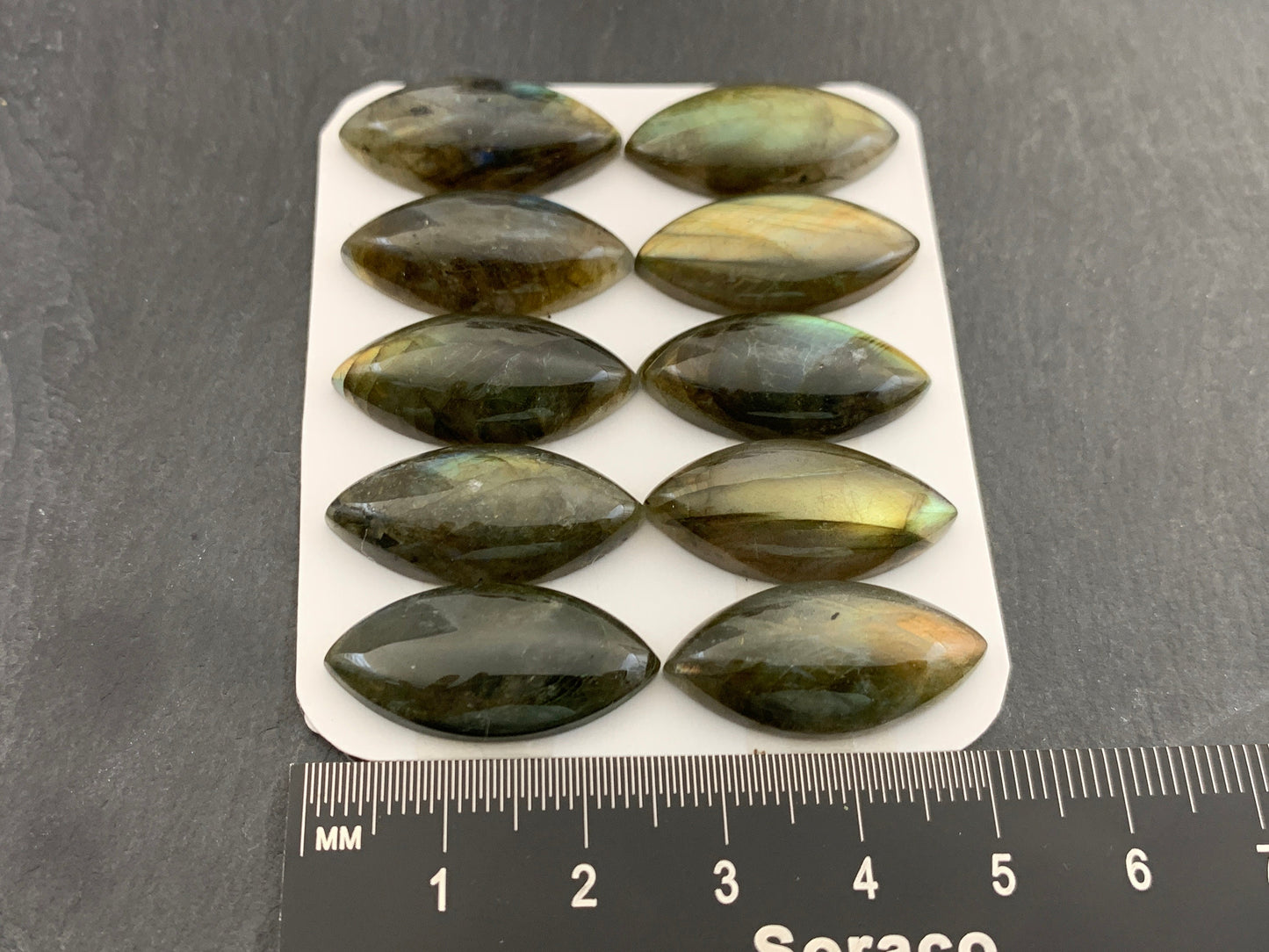 Labradorite marquise 12x25mm cabochon - Calibrated cabochons