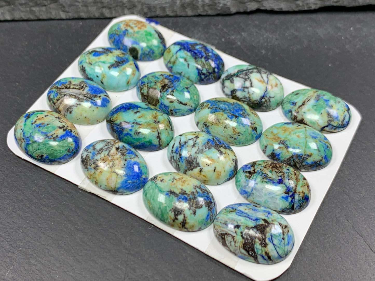Azurite oval 15x20mm cabochon - Calibrated cabochons