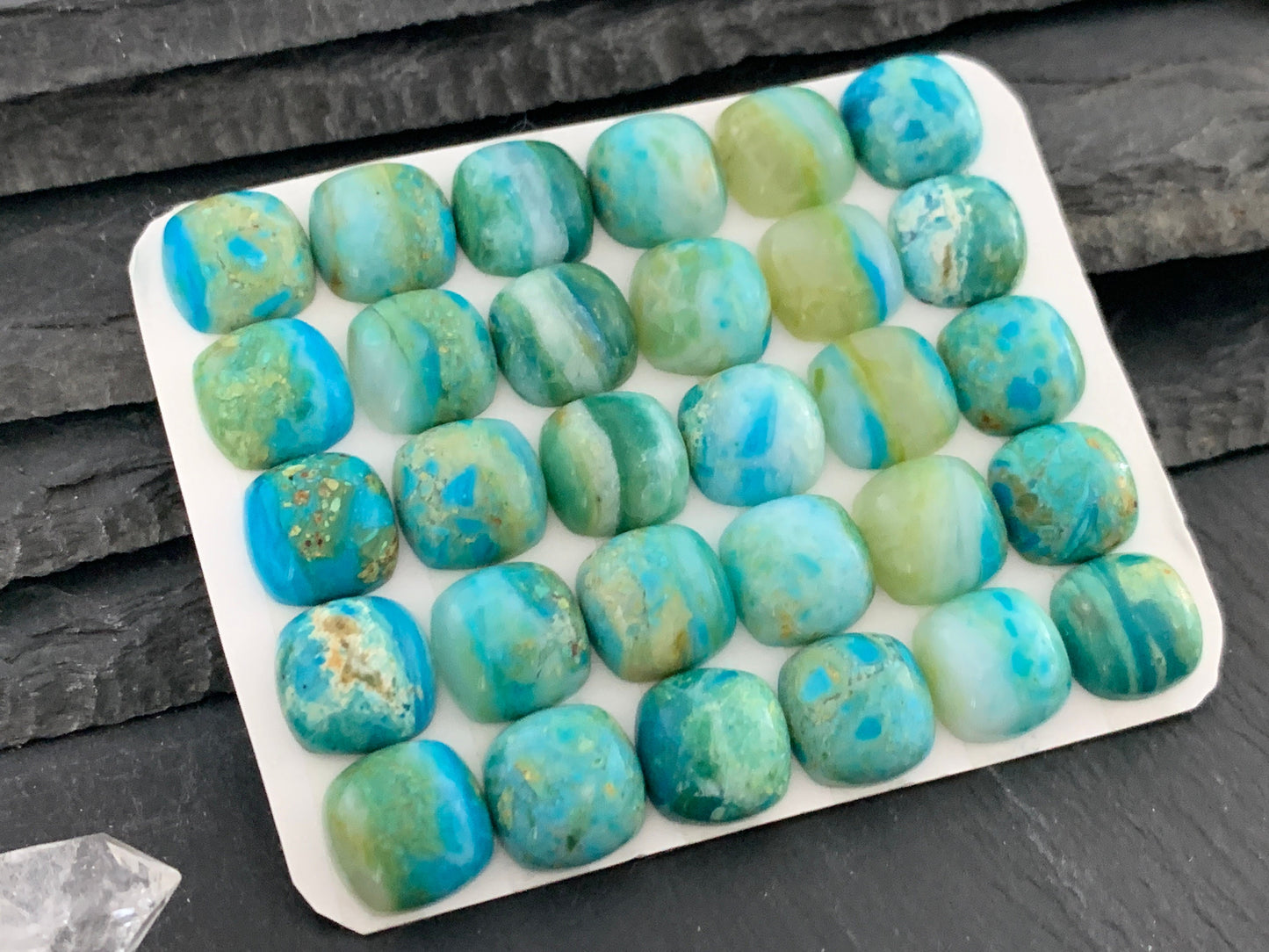 Opaline square 12mm cabochon - Calibrated cabochons