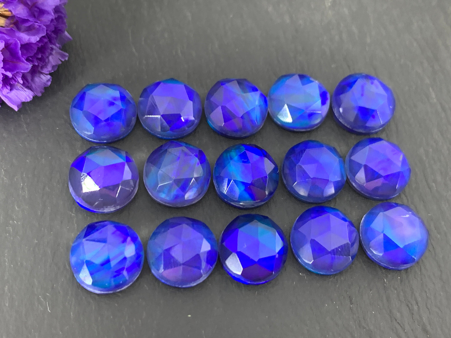 Faceted Aurora Opal round 10mm cabochon - Doublet cabochons