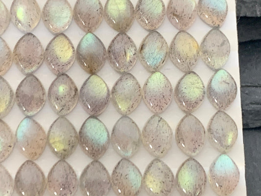 Labradorite marquise 6x8mm Cabochon - Calibrated Cabochons