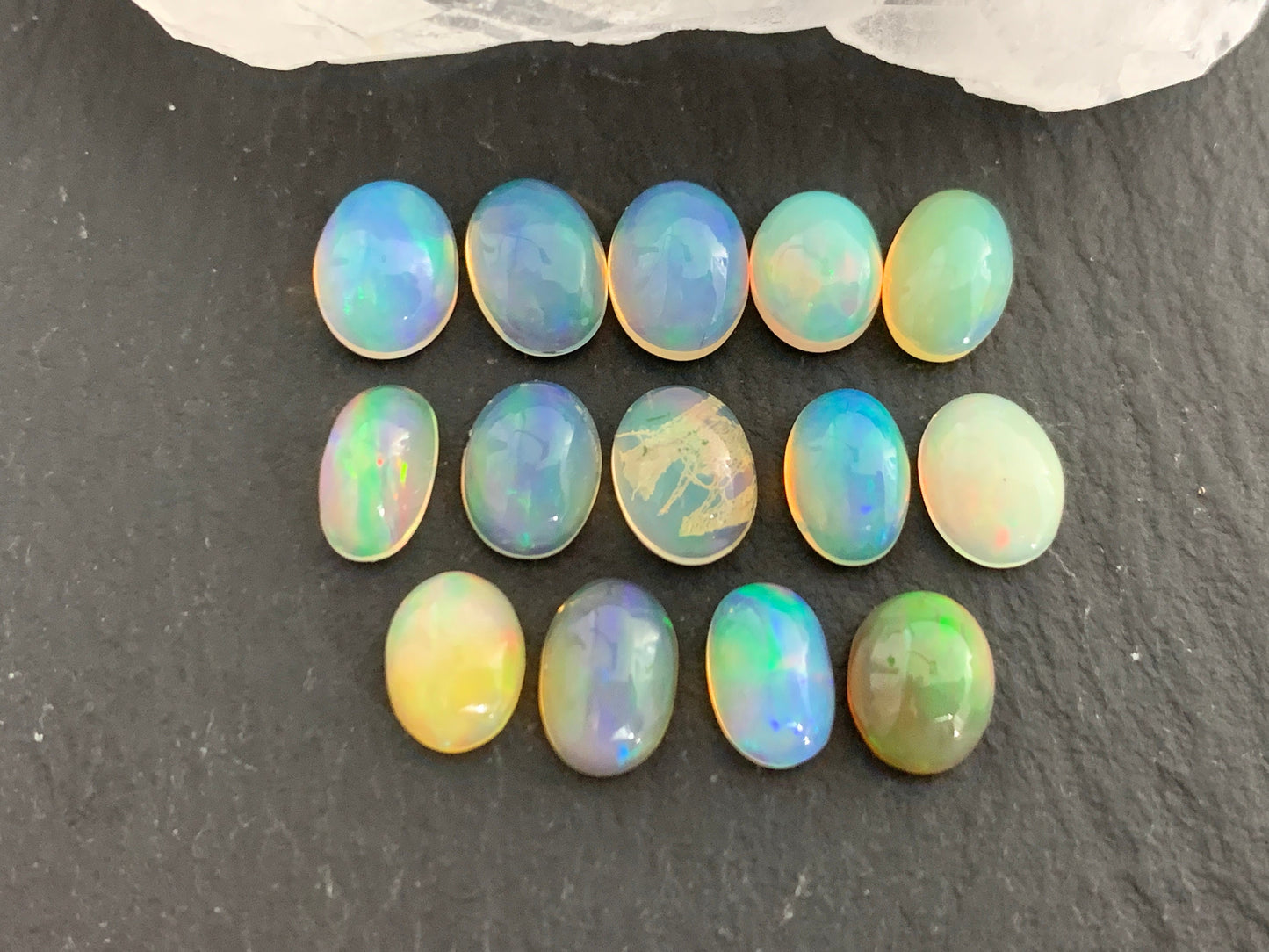 Ethiopian Opal oval 5x7mm cabochon