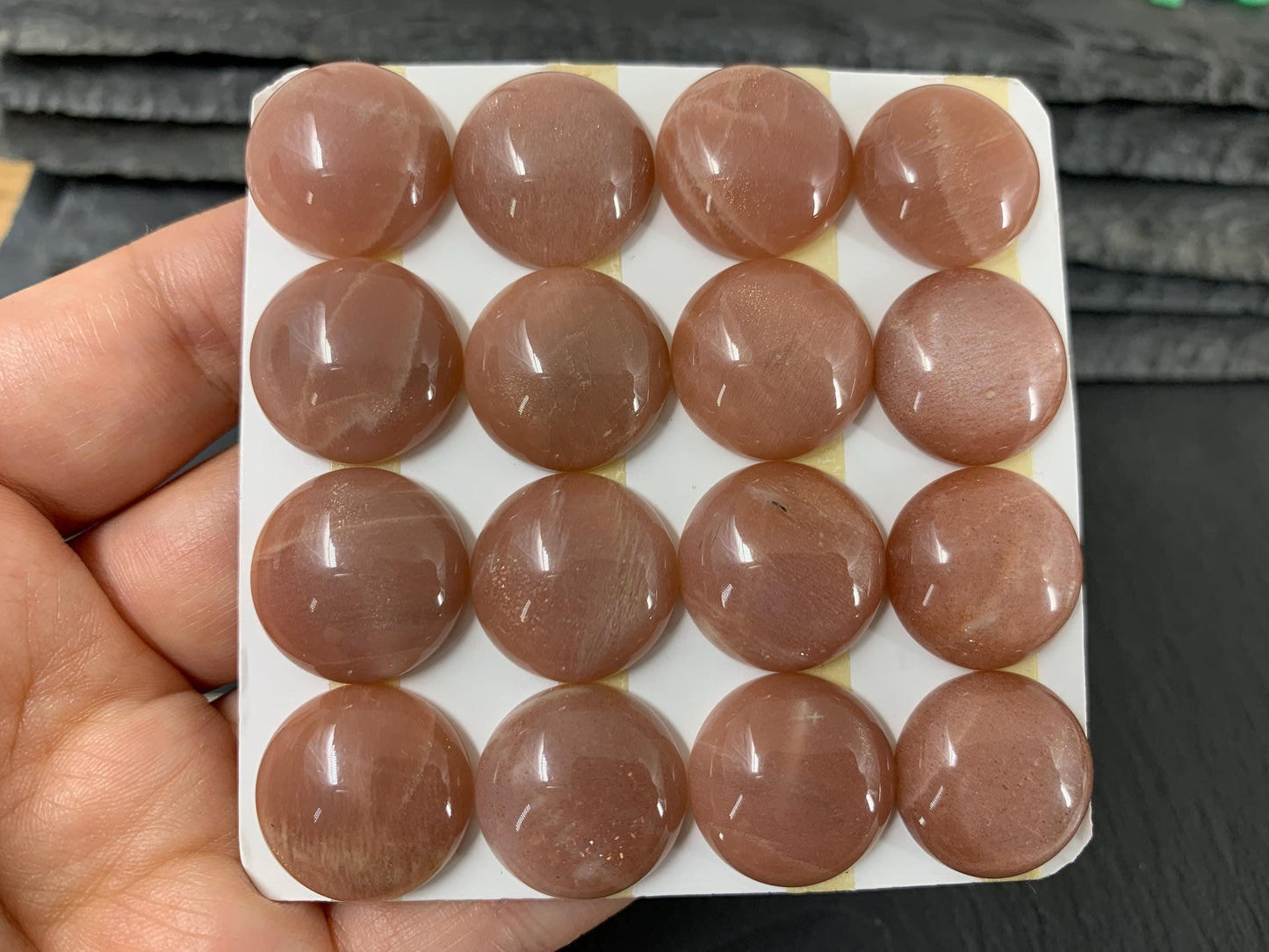 Pink Moonstone round 18mm cabochon - Calibrated cabochons