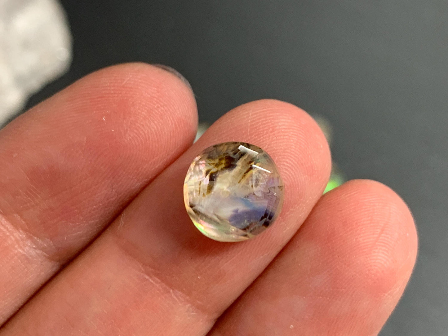 Faceted Abalone Crystal round 10mm doublet cabochon