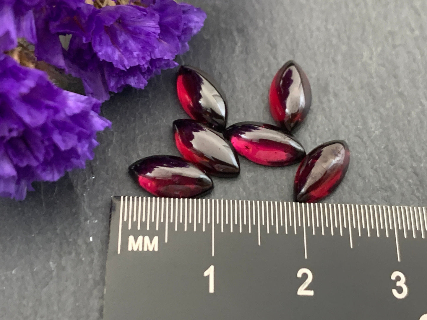 Garnet marquise 5x10mm cabochon