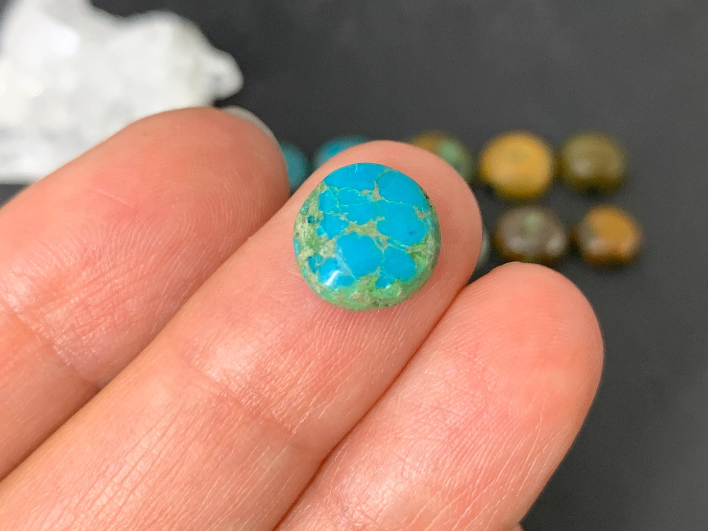 Tibetan Turquoise round 9-10mm cabochon