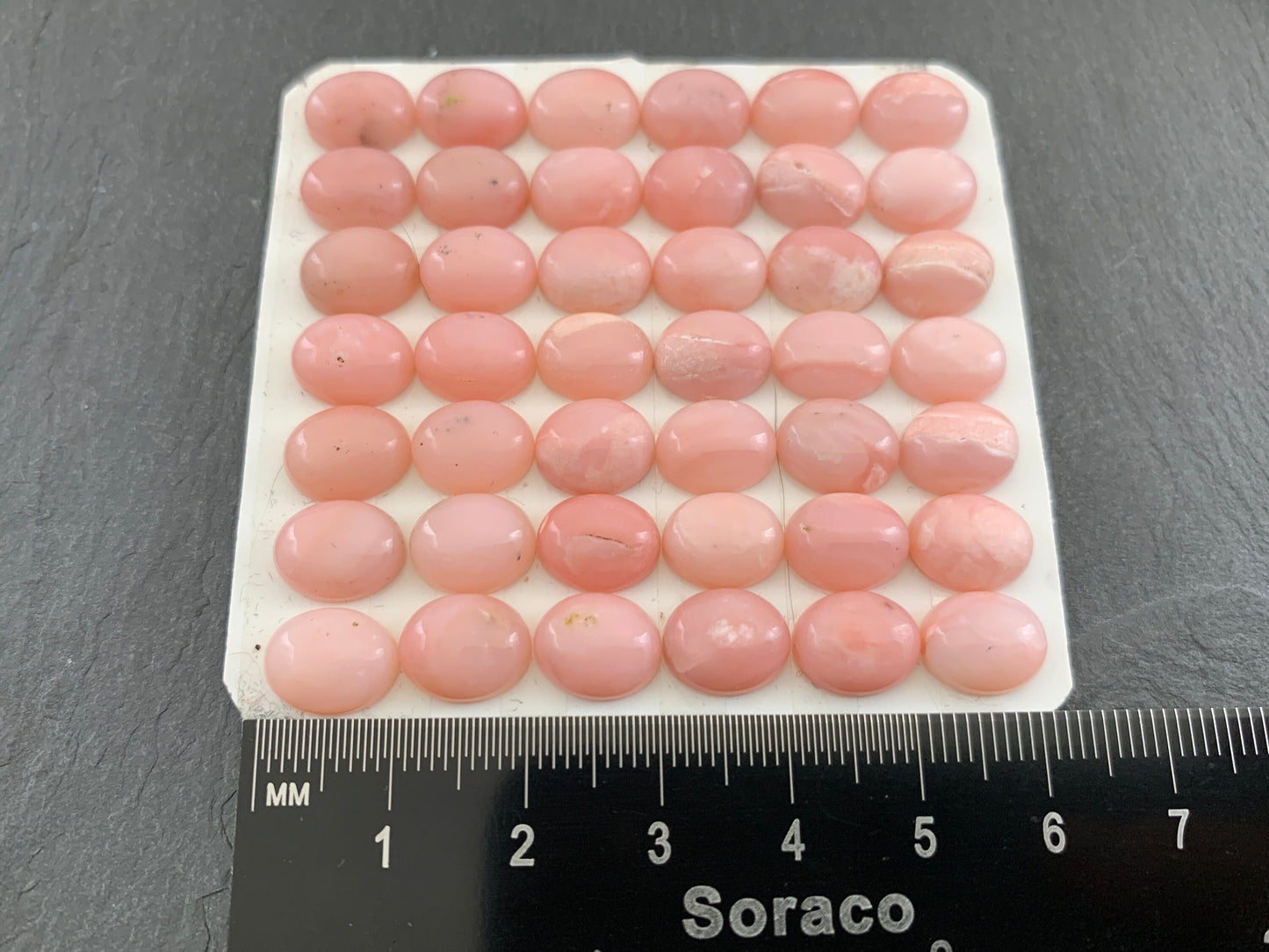 Pink Opal oval 8x10mm cabochon - Calibrated cabochons