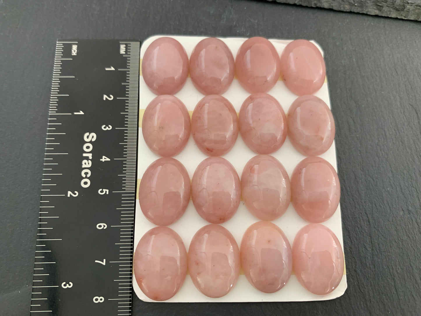 Pink Chalcedony oval 15x20mm cabochon - Calibrated cabochons
